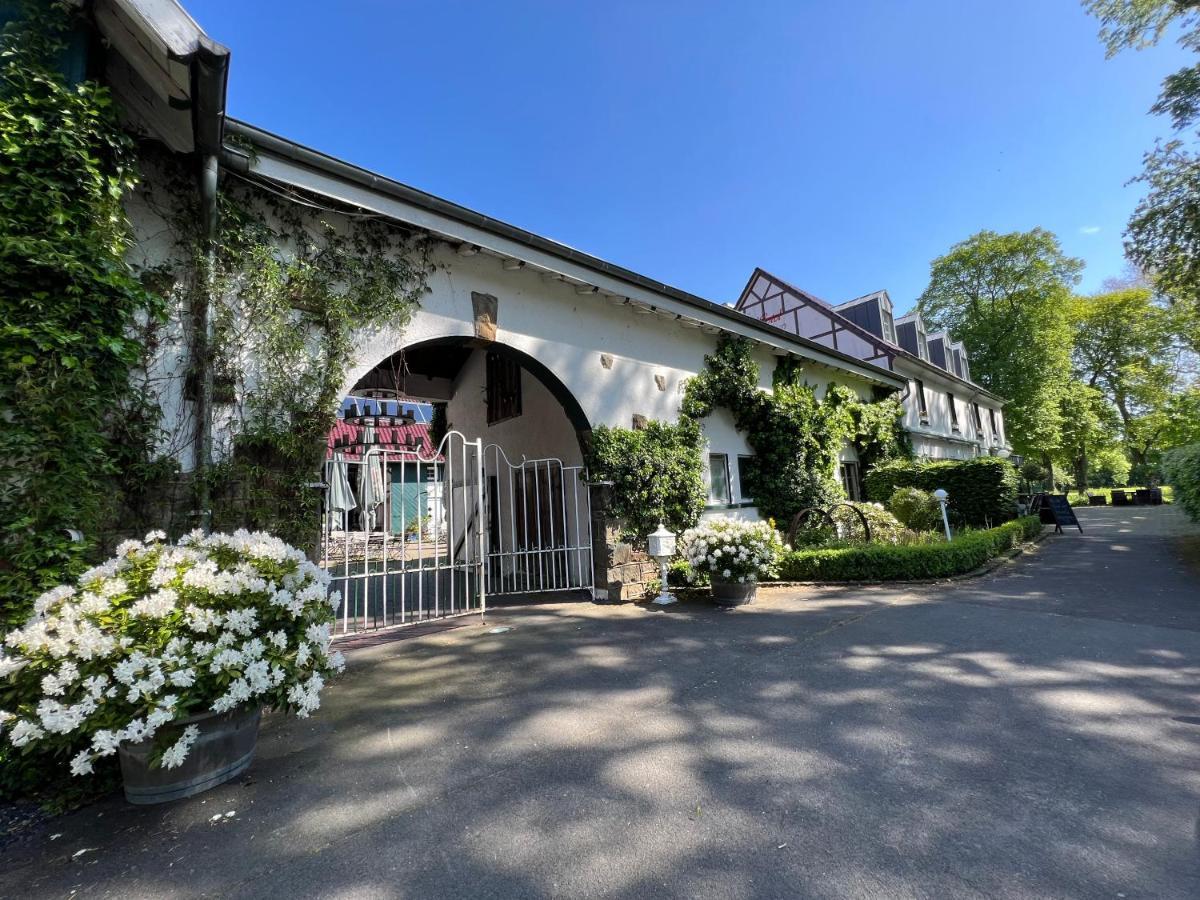 Hotel Gutshof Wellenbad Schwerte Luaran gambar